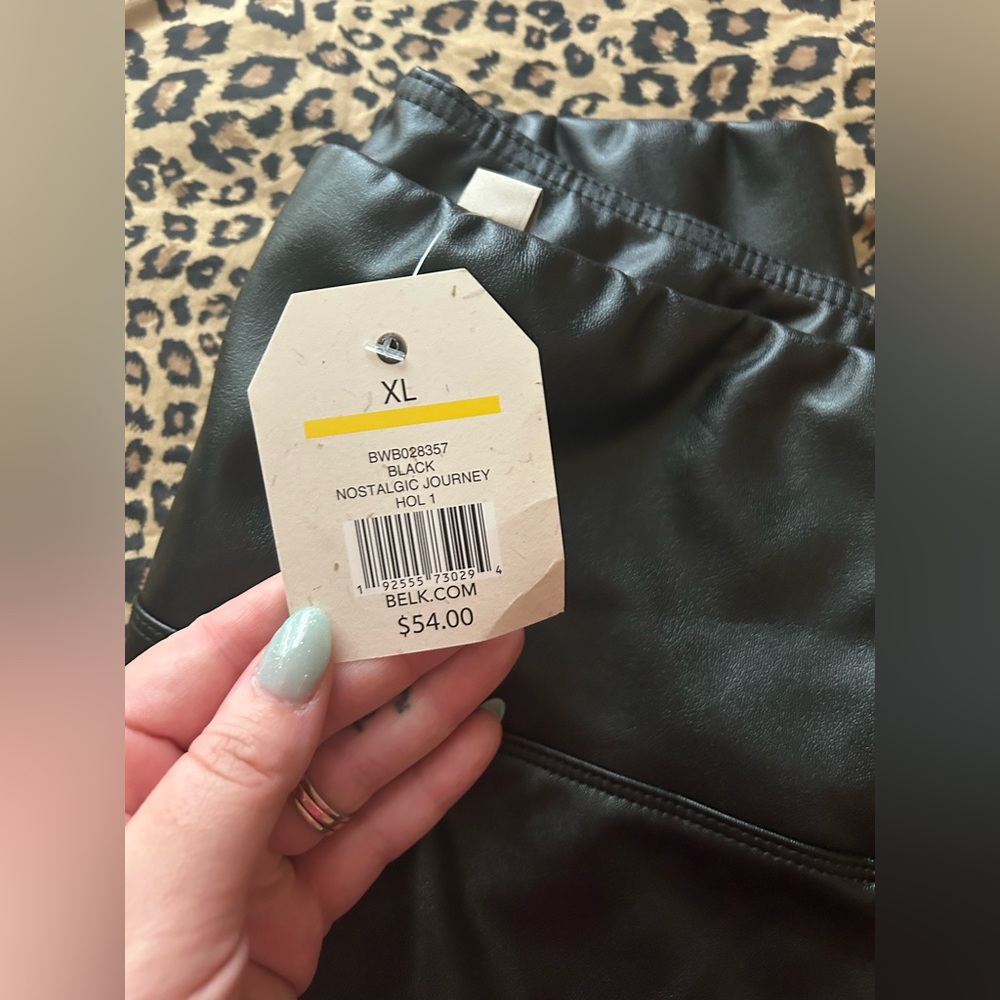 Black faux leather leggings